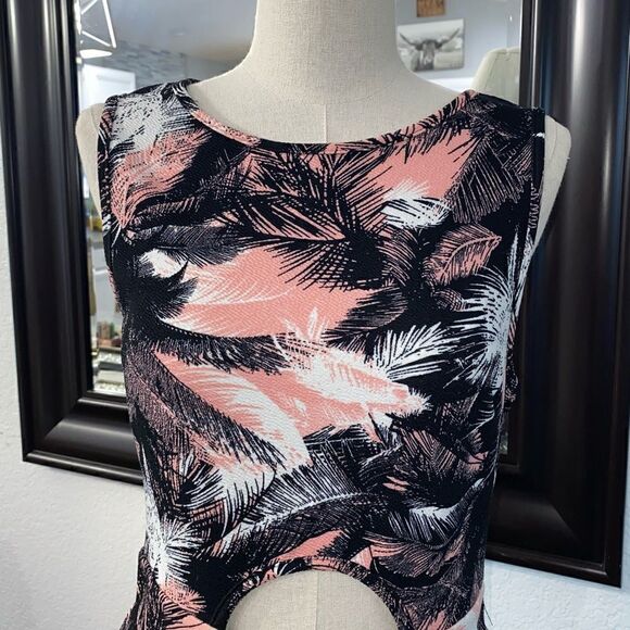 Sorad Women's Stunning Belly Cut out Dress Palm Leaves| Size L - Picture 3 of 13